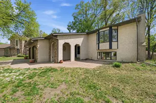 805 Lacota Ln, Burnsville, MN 55337 - Photo 24