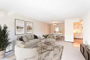 2455 Londin Ln E, Maplewood, MN 55119 - Photo 10
