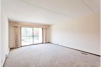 2455 Londin Lane E #219, Maplewood, MN 55119 - Photo 6