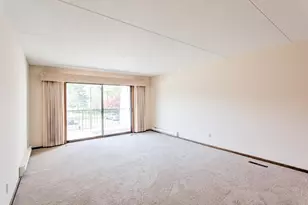 2455 Londin Ln E, Maplewood, MN 55119 - Photo 6