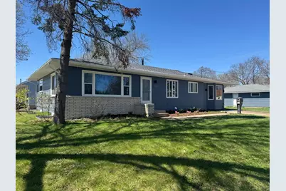 540 E 2nd Street, Waconia, MN 55387 - Photo 1