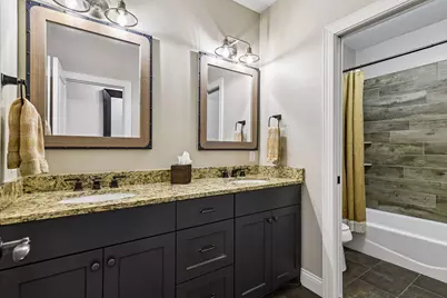 9264 Hawkcrest Court, Chanhassen, MN 55317 - Photo 32