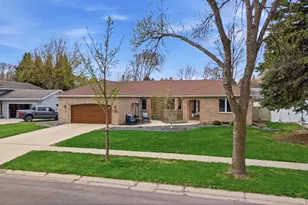 3102 Par Street N, Fargo, ND 58102 - Photo 2