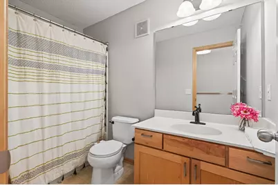 1240 County Road D E #10, Maplewood, MN 55109 - Photo 22
