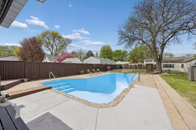 4515 Welcome Avenue N, Crystal, MN 55422 - Photo 30