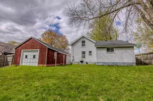 1050 Larcom St, Hammond, WI 54015 - Photo 28