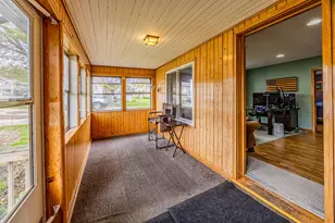 1050 Larcom St, Hammond, WI 54015 - Photo 4