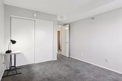 66 9th Street E #1609, Saint Paul, MN 55101 - Photo 12