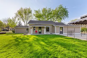 311 Wabasha St, Saint Peter, MN 56082 - Photo 4
