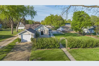 311 Wabasha Street, Saint Peter, MN 56082 - Photo 28