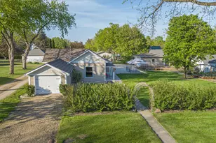 311 Wabasha St, Saint Peter, MN 56082 - Photo 28