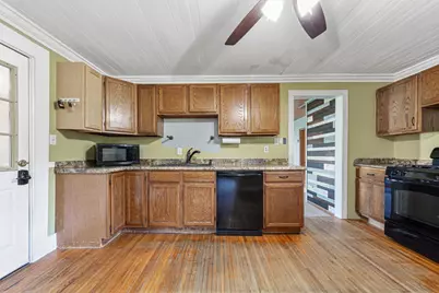 311 Wabasha Street, Saint Peter, MN 56082 - Photo 10
