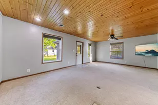 311 Wabasha St, Saint Peter, MN 56082 - Photo 18