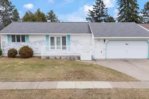 42 Garden Cir, Babbitt, MN 55706 - Photo 2