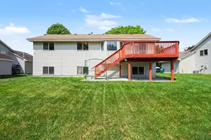 10241 Madison St NE, Blaine, MN 55434 - Photo 32