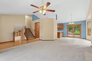 20524 Javelin Cir, Lakeville, MN 55044 - Photo 8
