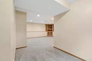 20524 Javelin Cir, Lakeville, MN 55044 - Photo 38