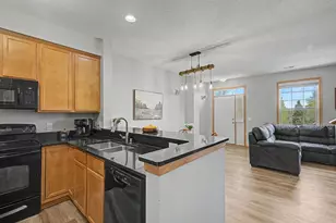 7217 Jewel Ln N, Maple Grove, MN 55311 - Photo 6