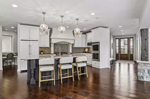 9690 Sky Ln, Eden Prairie, MN 55347 - Photo 10