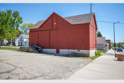 196 Main Street W, Elysian, MN 56028 - Photo 4