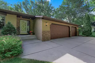 1935 Humboldt Ave, West Saint Paul, MN 55118 - Photo 4