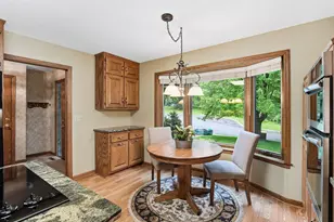 1935 Humboldt Ave, West Saint Paul, MN 55118 - Photo 6