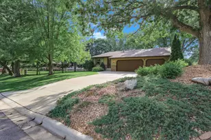 1935 Humboldt Ave, West Saint Paul, MN 55118 - Photo 48