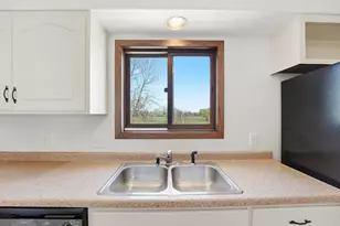 2521 Stockinger Dr, Saint Cloud, MN 56303 - Photo 12