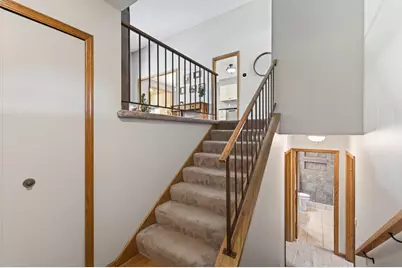 101 Mitchells Court, Mahtomedi, MN 55115 - Photo 6