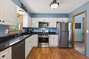 101 Mitchells Ct, Mahtomedi, MN 55115 - Photo 16