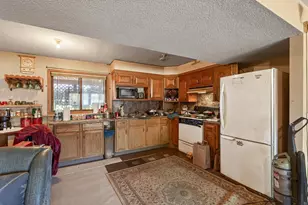 1058 Grant St, Anoka, MN 55303 - Photo 30