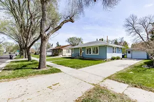 2101 7th St N, Fargo, ND 58102 - Photo 6