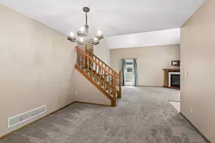 9407 Jasmine Ave S, Cottage Grove, MN 55016 - Photo 10