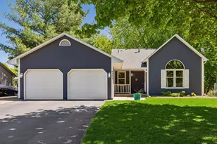 9407 Jasmine Ave S, Cottage Grove, MN 55016 - Photo 1