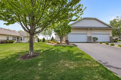 551 Holly Lane N, Oakdale, MN 55128 - Photo 4