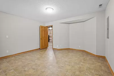 551 Holly Lane N, Oakdale, MN 55128 - Photo 38
