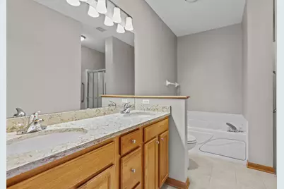 551 Holly Lane N, Oakdale, MN 55128 - Photo 30
