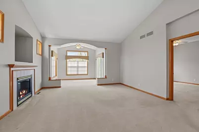 551 Holly Lane N, Oakdale, MN 55128 - Photo 22