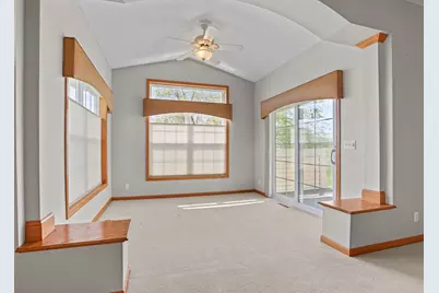 551 Holly Lane N, Oakdale, MN 55128 - Photo 18