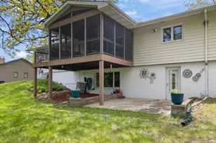 9149 Upton Ave S, Bloomington, MN 55431 - Photo 30
