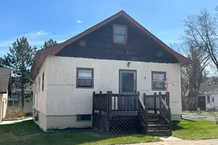 1102 McKinley Ave, Eveleth, MN 55734 - Photo 28
