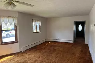 1102 McKinley Ave, Eveleth, MN 55734 - Photo 10