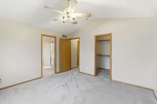 1667 Knights Dr, North Mankato, MN 56003 - Photo 12