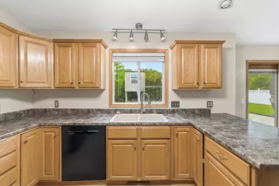 1667 Knights Drive, North Mankato, MN 56003 - Photo 8