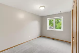 1667 Knights Dr, North Mankato, MN 56003 - Photo 10