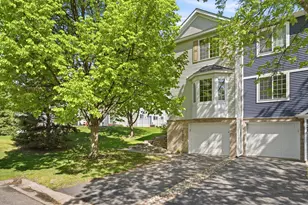 15529 Flyboat Ln, Apple Valley, MN 55124 - Photo 2