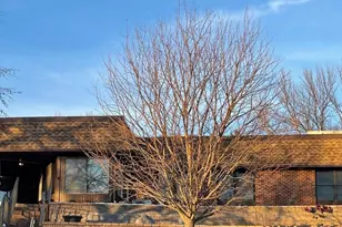 909 Luther Pl, Albert Lea, MN 56007 - Photo 1