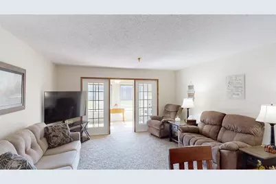 909 Luther Place #117, Albert Lea, MN 56007 - Photo 2