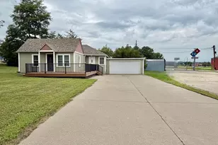110 Red Wing Ave S, Red Wing, MN 55066 - Photo 18