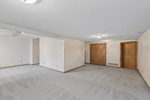 1001 Walden Ct, Burnsville, MN 55337 - Photo 46
